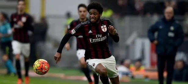 Kartal düğmeye bastı