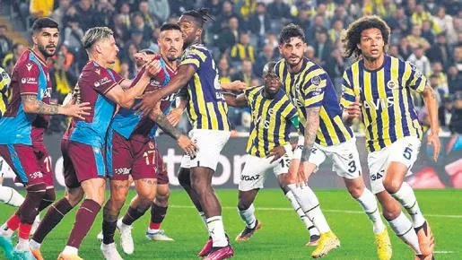 jesus-ardaya-sarildi-jesus-ile-arda-guler-buzlari-eritti-1684536780738.jpeg Jorge Jesus ve Arda Güler buzları eritti!-2