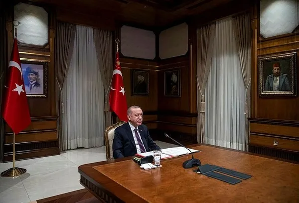 son-dakika-baskan-erdogan-fransa-cumhurbaskani-emmanuel-macron-ile-gorustu-1614713626601.jpeg Son dakika: Başkan Erdoğan, Fransa Cumhurbaşkanı Emmanuel Macron ile görüştü-4