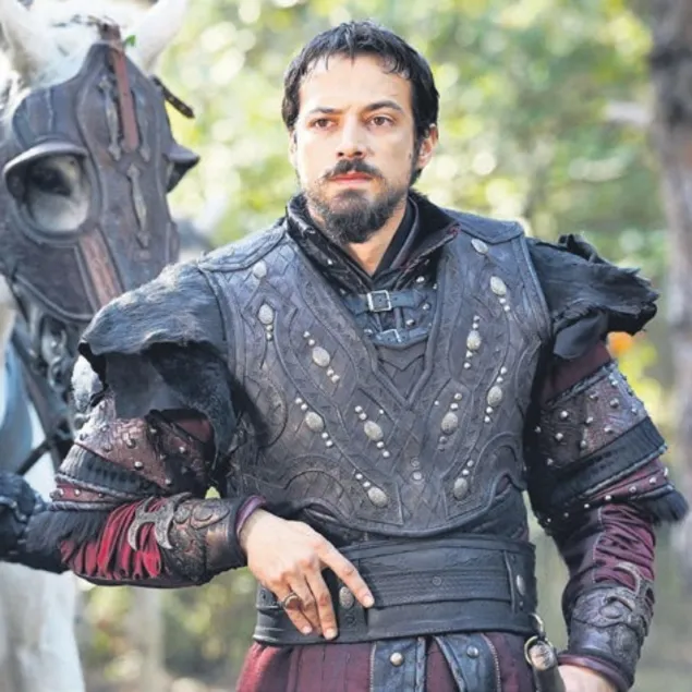 Kuruluş Orhan zirveyi salladı!