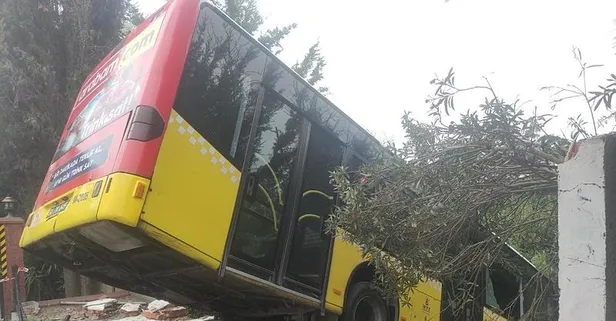 Son dakika! Üsküdar'da İETT kazası kamerada!