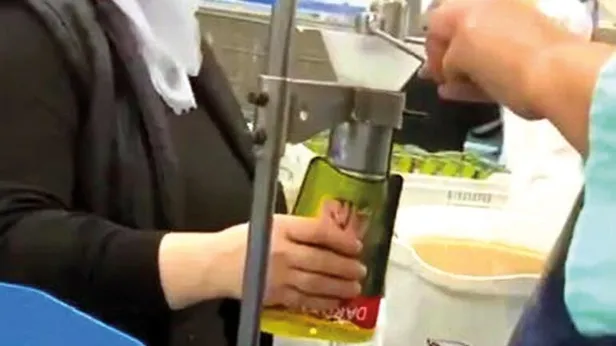 SON DAKİKA: Ton balığı üretim firmasında çekilen elle paketleme görüntüleriyle ilgili firmadan açıklama geldi!-3