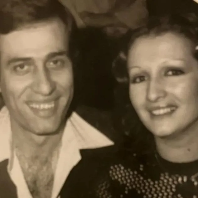 Kemal Sunal’ın eşi Gül Sunal’dan duygusal paylaşım! 49 yıl önce nikah masasına oturmuşlardı! İyi ki evlenmişiz...