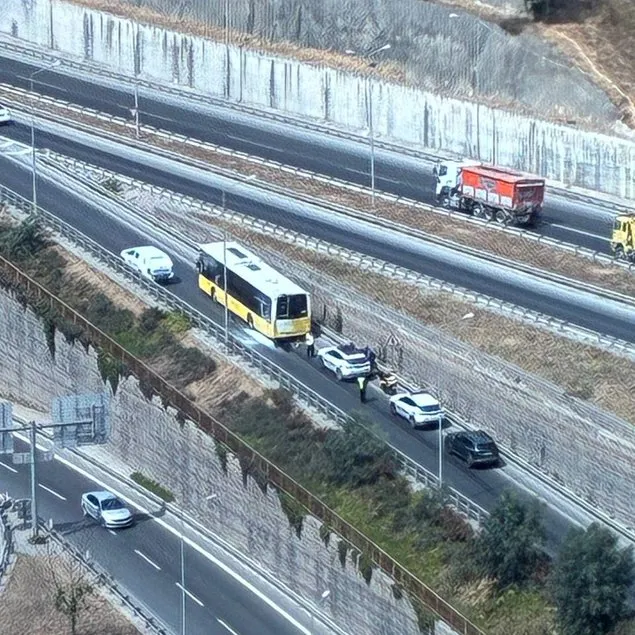 Bir İETT otobüsü yangını daha!