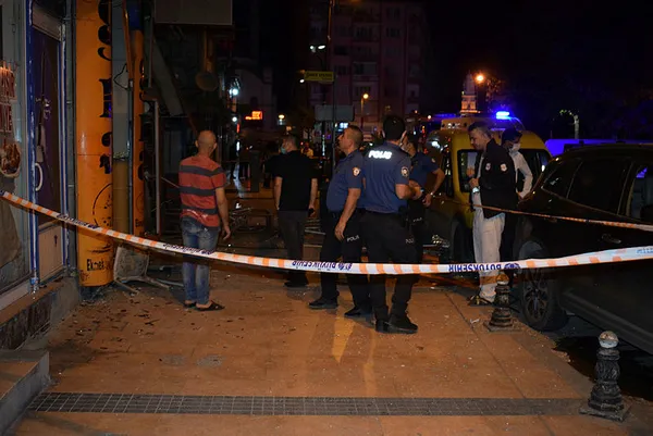 1630812601216.jpg Malatya'da korkutan patlama! Ortalık savaş alanına döndü mahalleli sokağa döküldü-4