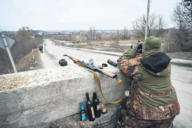 rus-ve-ukraynali-anneler-dunya-medyasina-seslendi-cocuklarin-oldugunu-duyurun-1646692998123.jpeg Rus ve Ukraynalı anneler dünya medyasına seslendi: Çocukların öldüğünü duyurun-8