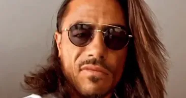 Nusret Gökçeden altın tozlu cappuccino! Yeni işini açıklayan Nusret bundan sonra...