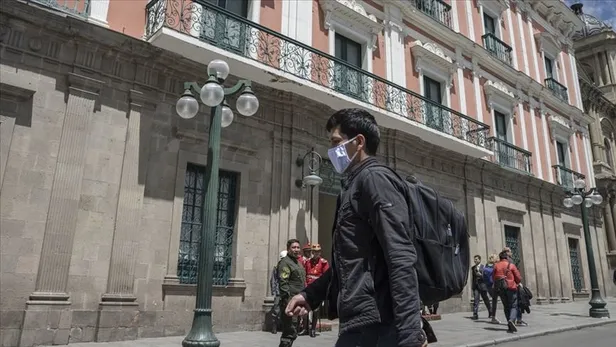 ulkede-korkutan-aciklama-olumler-resmi-rakamdan-3-bin-daha-fazla-1592748266787.jpg Ülkede kritik açıklama: Ölümler, resmi rakamdan 3 bin daha fazla-1