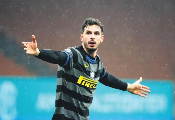 lyon-pelkas-icin-fenerbahcenin-kapisini-2-kez-caldi-1623197382462.jpeg Lyon, Pelkas için Fenerbahçe'nin kapısını 2. kez çaldı-1