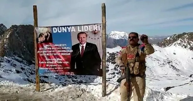 SON DAKİKA: Güvenlik korucusu Hamit Öztürk PKK’dan temizlenen İkiyaka Dağları Binbir Kapı Askeri Üs Bölgesi’ne Başkan Erdoğan’ın posterini astı