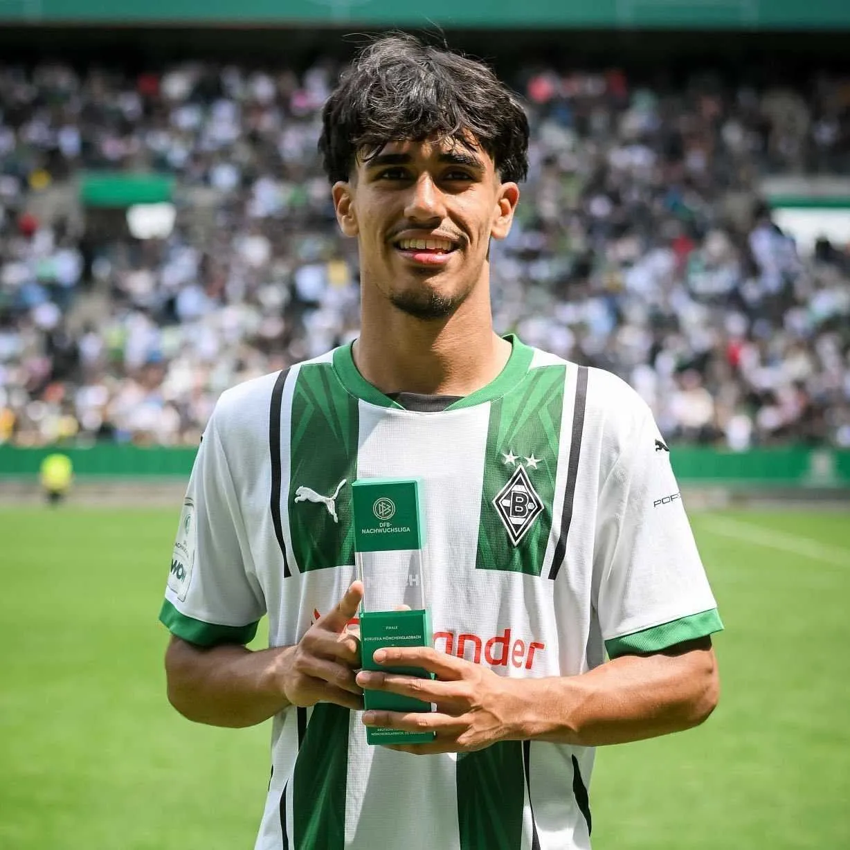 Galatasaray'da Pape Gueye derken ters köşe! Boş kontenjana geleceğin yıldızı - 11