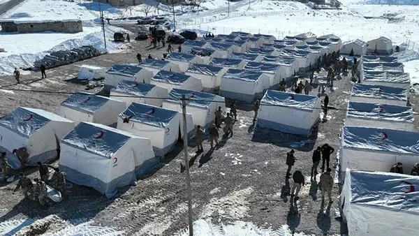 uzmanindan-deprem-bolgelerindeki-cadir-ve-araclarda-karbonmonoksit-zehirlenmelerine-iliskin-uyari-1677826154496.jpeg Uzmanından deprem bölgelerindeki çadır ve araçlarda karbonmonoksit zehirlenmelerine ilişkin uyarı!-5
