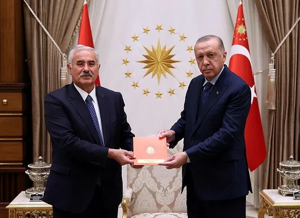 baskan-recep-tayyip-erdogandan-cumhurbaskanligi-kulliyesinde-onemli-kabul-1629836054275.jpeg Başkan Recep Tayyip Erdoğan'dan Cumhurbaşkanlığı Külliyesi'nde önemli kabul-2