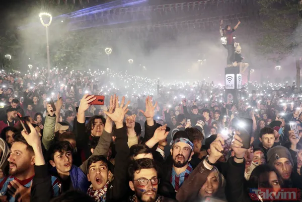 Trabzonspor taraftarı şampiyonluğu kutluyor! Renkli görüntüler... - 10