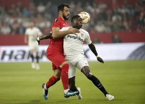 Akhisar, Sevilla'ya direnemedi (MS : Sevilla 6-0 Akhisar)-1