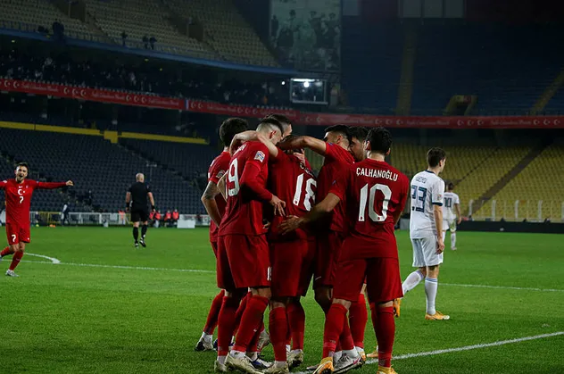 Beşiktaş'tan flaş hamle! Milli yıldız için temas kuruldu