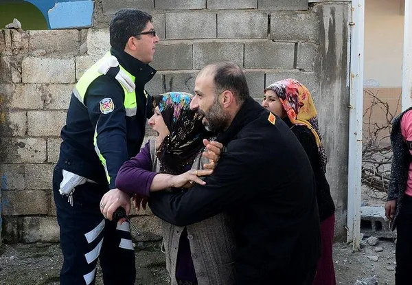Reyhanlı'ya iki roket atıldı, 17 yaşındaki genç kız hayatını kaybetti-3