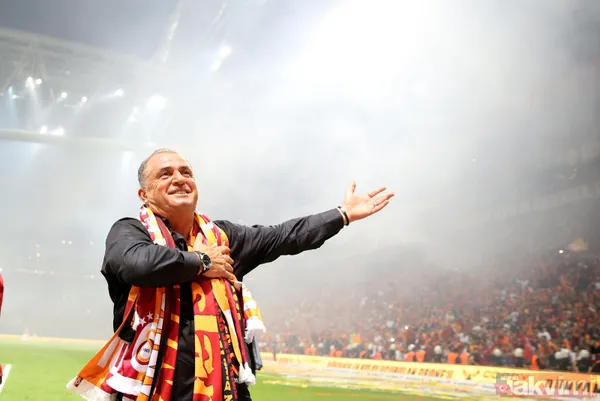 Fatih Terim'in yeni Sneijder'i Yunus! Forvete ise 5 aday... - 12