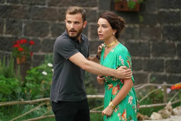 Sen Anlat Karadeniz yeni sezonda Tahir ile Nefes kavuşacak mı? Sen Anlat Karadeniz 2. sezon yeni bölümde suyun altında yaşam savaşı veriliyor-4