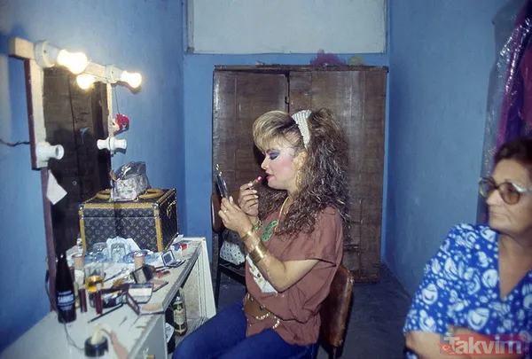 Mezarına sık sık gider misiniz? Gidiyorum. Mezarı suluyorum, dua ediyorum. 32 yıldır sabah akşam 5 vakit duamı eksik etmiyorum. Anneniz bu olaylardan en çok...