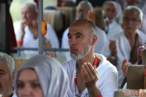 Hacı adayları Arafat yolunda! Diyanet İşleri Başkanı Ali Erbaş talimatı verdi: Hacı adaylarının Arafat’a intikali başladı - 12