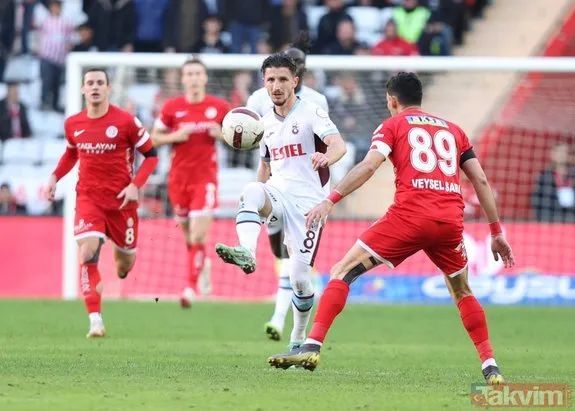 Trabzonspor Antalya’dan kaçamadı