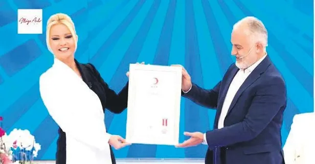 Mekanın sahibi geri geldi! Müge Anlı, Kızılay’ın en prestijli ödülü Platin Madalya'ya layık görüldü