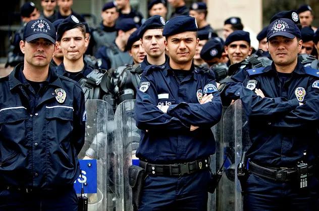 10 bin polis alımı başvuru şartları neler? 23.dönem POMEM alımı paedutr nasıl yapılır?