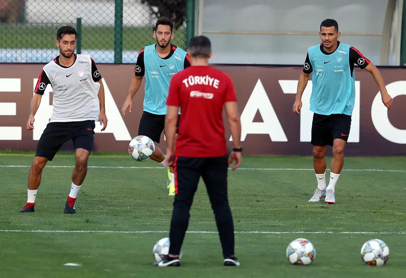 A Milli Futbol Takımı'nda mesai başladı! Türkiye - Rusya maçı ne zaman? - 12