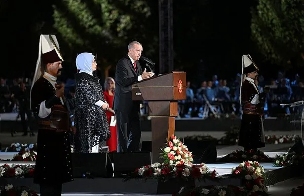 baskan-erdogan-30-agustos-zafer-bayrami-ozel-konseri-ve-100-yil-marsi-tanitim-programinda-aciklamada-bulundu-1693424631213.jpeg
