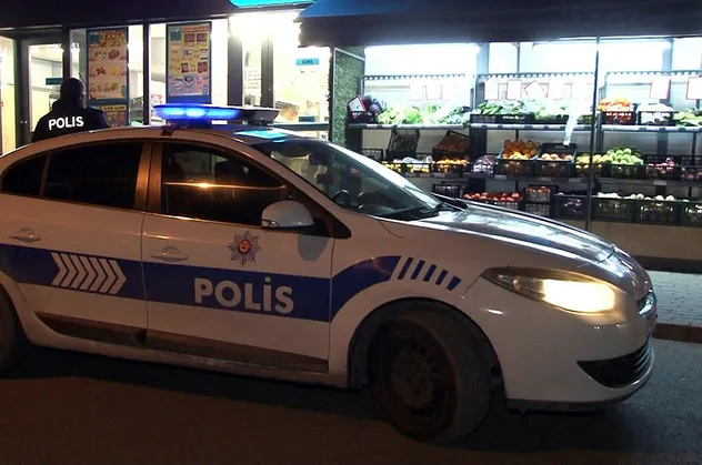 İstanbul'da gasp girişimi! Polis her yerde onları arıyor