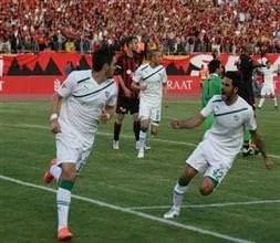 Pinto Timsah'ı finale taşıdı!