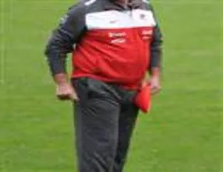Hiddink'ten Devrim Gibi Karar
