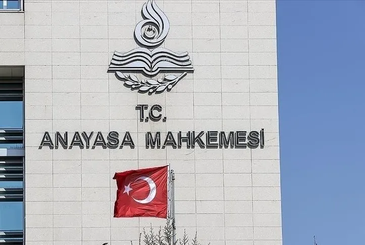AYM’den Dezenformasyon Yasası kararı