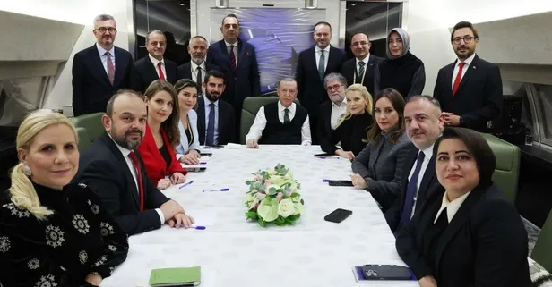 Başkan Erdoğan'dan Macaristan dönüşü uçakta önemli açıklamalar