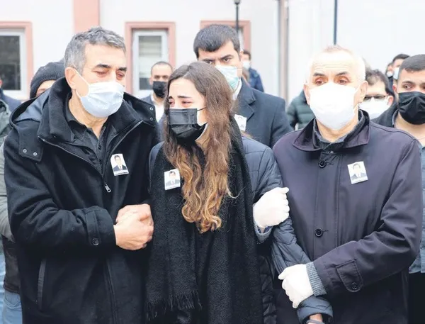 Covid- 19’a karşı tedbirler sıklaştırıldı! Ancak toplu taşımada kurallar hiçe sayıldı (Koronavirüs haberleri)-4