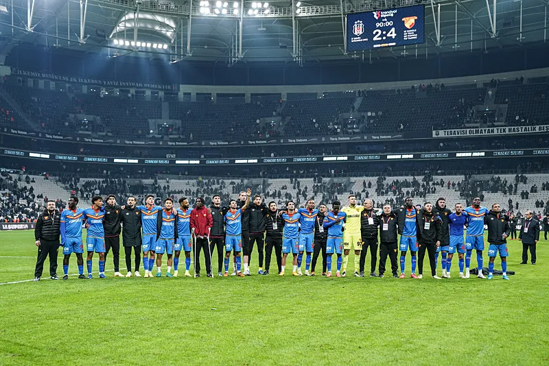 Spor yazarları Beşiktaş - Göztepe maçını değerlendirdi! "Lig bitmiştir" - 4