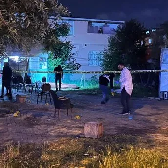 İZLE I Başakşehir’de derneğe silahlı saldırı: Çok sayıda yaralı var