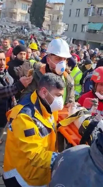 bebekler-ac-susuz-yasar-mi-kac-gun-yasar-128-saat-sonra-enkazdan-sag-cikarildi-turkiyenin-mucize-bebegi-ac-sus-1676111277069.jpg 128 saat sonra enkazdan sağ çıkarıldı! Türkiye'nin mucize bebeği! Aç susuz kaç gün dayanılır? Bebekler aç susuz yaşar mı, kaç gün yaşar?-1