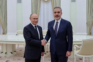 Moskova'da 1 saatlik kritik zirve! Vladimir Putin Dışişleri Bakanı Hakan Fidan'ı kabul etti