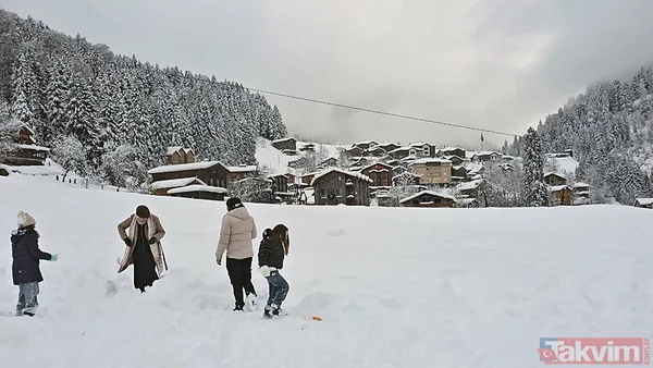 İstanbul'da 5 ilçede eğitime ara! Valilikler peş peşe açıkladı: Şehir şehir kar tatili raporu - 12