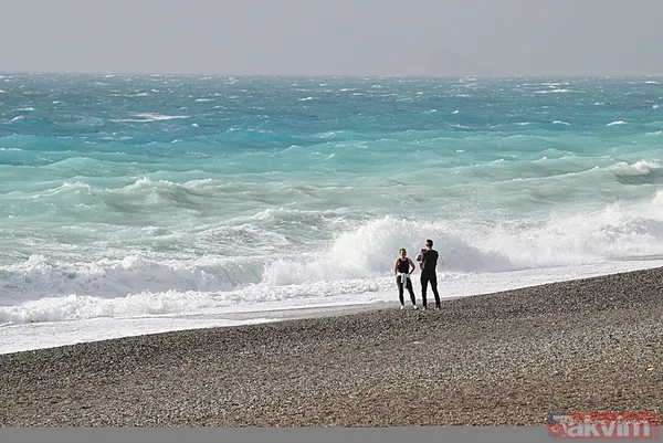 Meteoroloji uyardı: 51 il için şiddetli yağış ve fırtına alarmı! İstanbul’da kar zeminde tutacak - 16