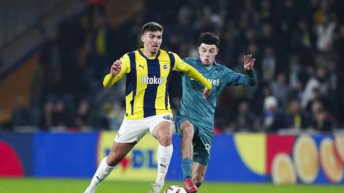 Fenerbahçe'nin yıldızına Premier Lig kancası! Vitor Pereira devrede