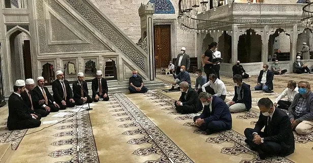 Osmanlı Padişahı Yavuz Sultan Selim, vefatının 500. yılında hatimler ve dualarla anıldı