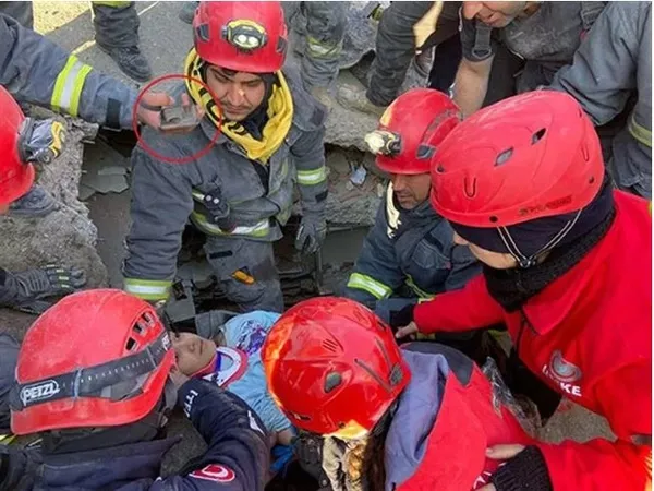 99uncu-saatte-enkazdan-kurtarilan-ayferin-hayali-gercek-oldu-zeynep-bastik-harekete-gecti-bir-araya-gelecegiz-1677251897145.jpg 99’uncu saatte enkazdan kurtarılan Ayfer’in hayali gerçek oldu! Zeynep Bastık harekete geçti! "Bir araya geleceğiz" demişti...-8