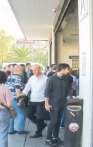 Metro seferleri kademeli olarak başlatıldı