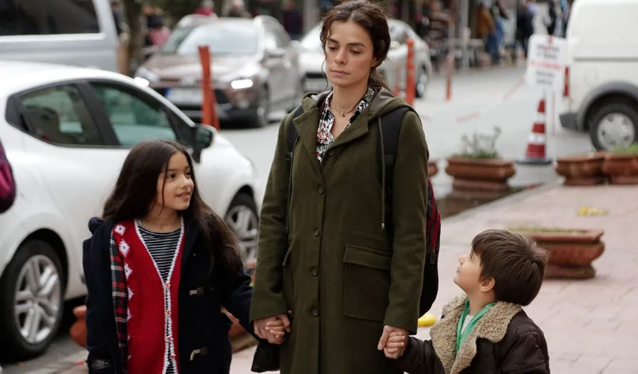 1791187807414.png Yıllar önceki reklam davası ölüm tehditlerine vardı! Özge Özpirinçci'den Kübra Süzgün'ün babasına suç duyurusu-3