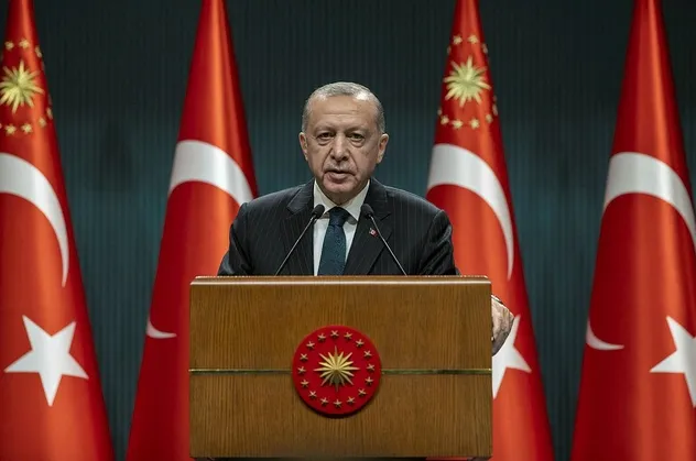 Başkan Erdoğan Kabine'yi topluyor! Masada Bahçeli ile 50+1 zirvesi, Merkez Bankası'nın faiz kararı ve asgari ücrete zam var
