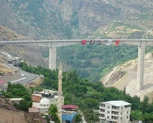 Türkiye’nin en yüksek köprüsü bugün açılıyor