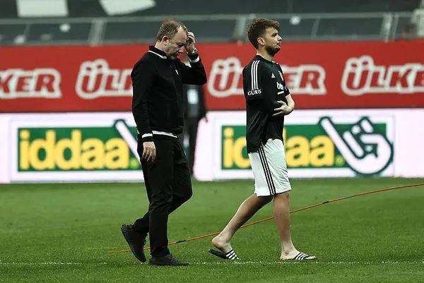 Beşiktaş şampiyonluk için yemin etti! O kupayı biz kaldıracağız